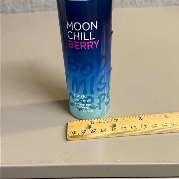 Avon mark. Moon Chill Berry Body Mist Big 6.7 Fl Oz Bottle - Picture 6 of 16